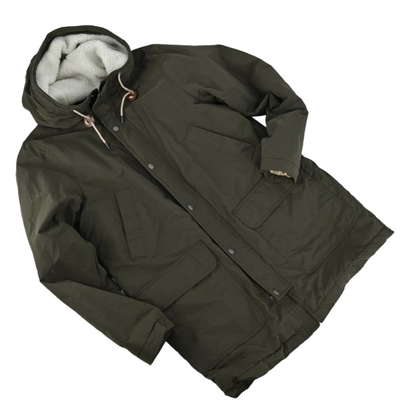 Abercrombie & Fitch Men's Sherpa Lined Military Parka size: MEDIUM - Picture 3 of 5